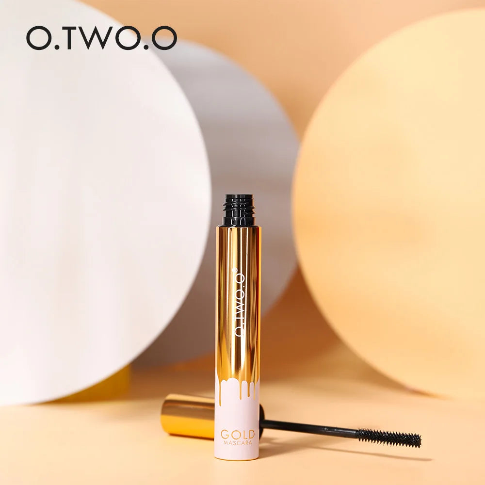 O.TWO.O - Mascara 3D Allongeant Noir, Extension de Cils, Longue Tenue, Brossage Précis, Couleur Or